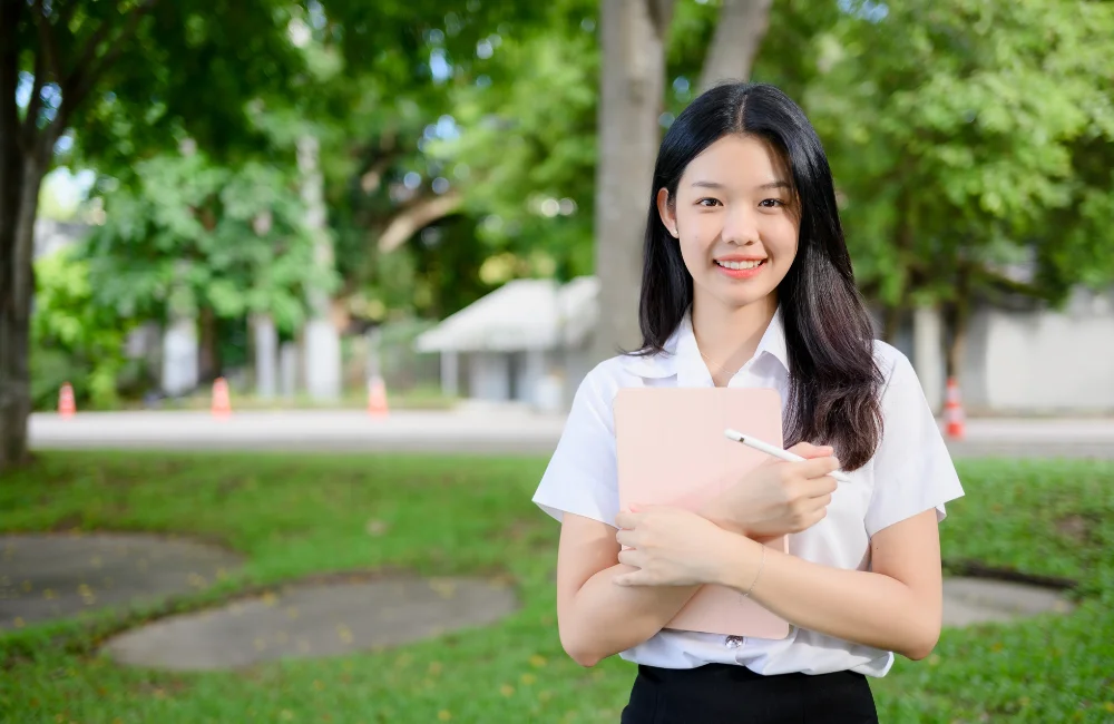 BIR TU ต่างจากรัฐศาสตร์ภาคไทยอย่างไร